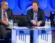 2015 The Board, CEO and CIO Roles in Dealing with Digital Disruption